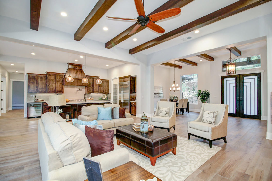 Shady Tree Ln Meadow Vista CA large 015 44 15 1500x1000 72dpi e1550633996960